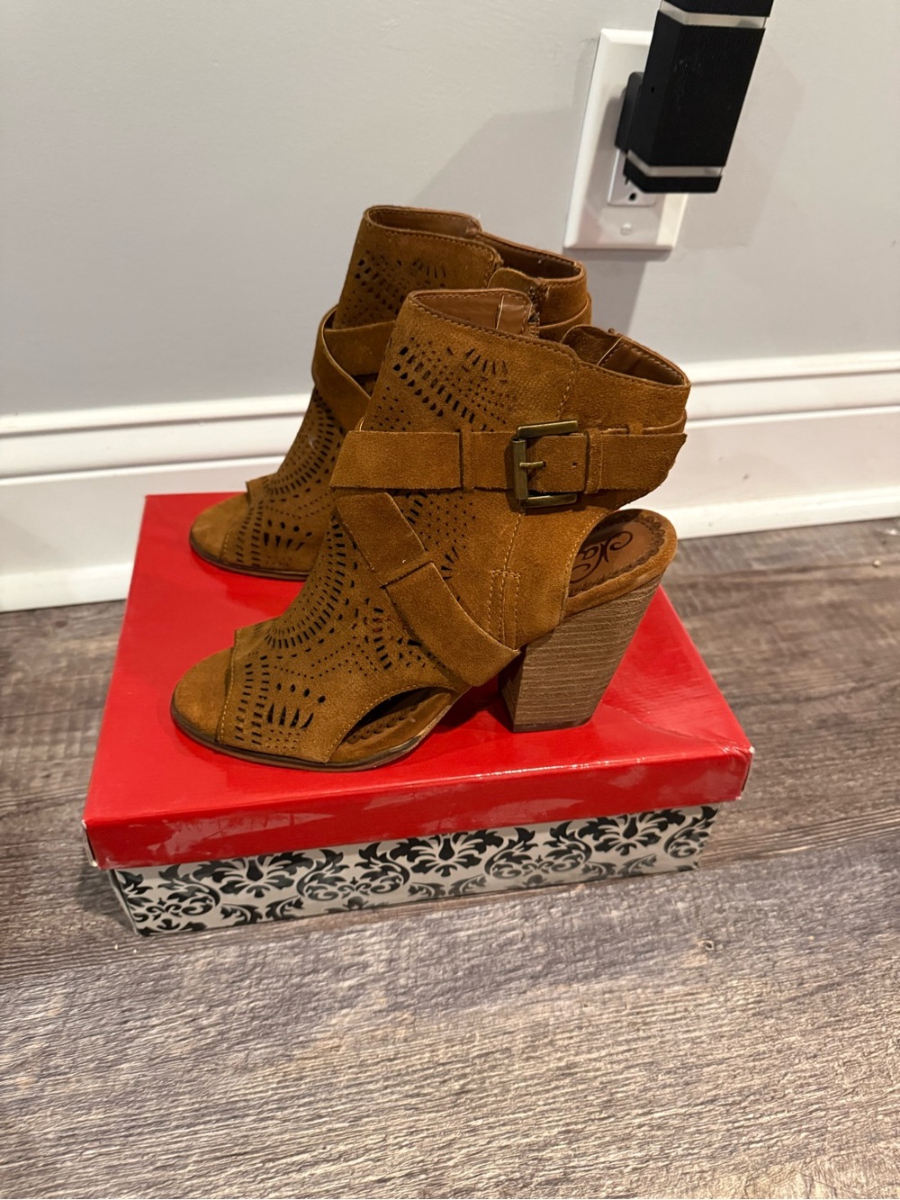 Women's Suede Peep-Toe Cutout Ankle Booties - Tan